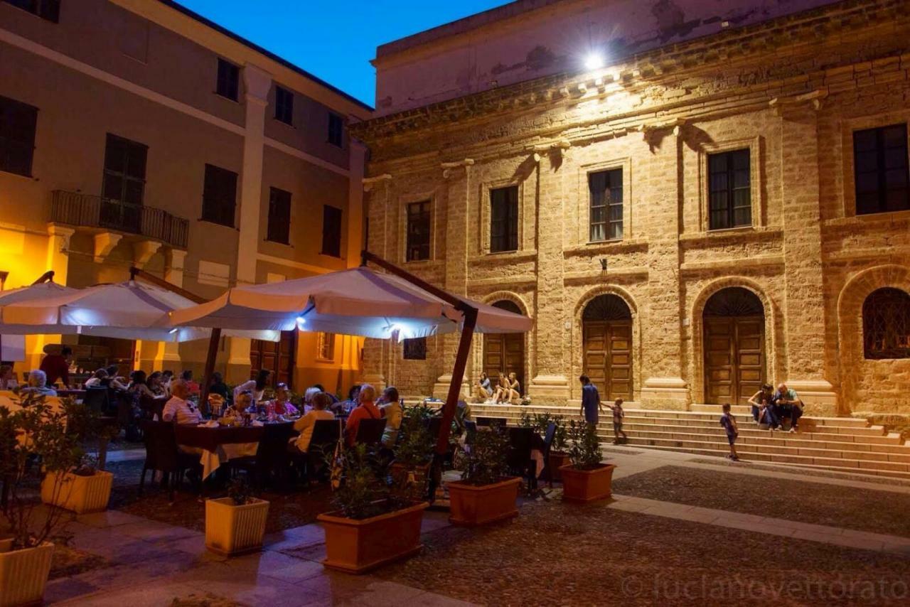 Alghero Old Town Apartment Steps To Sea And Scenic Ramparts Exterior foto
